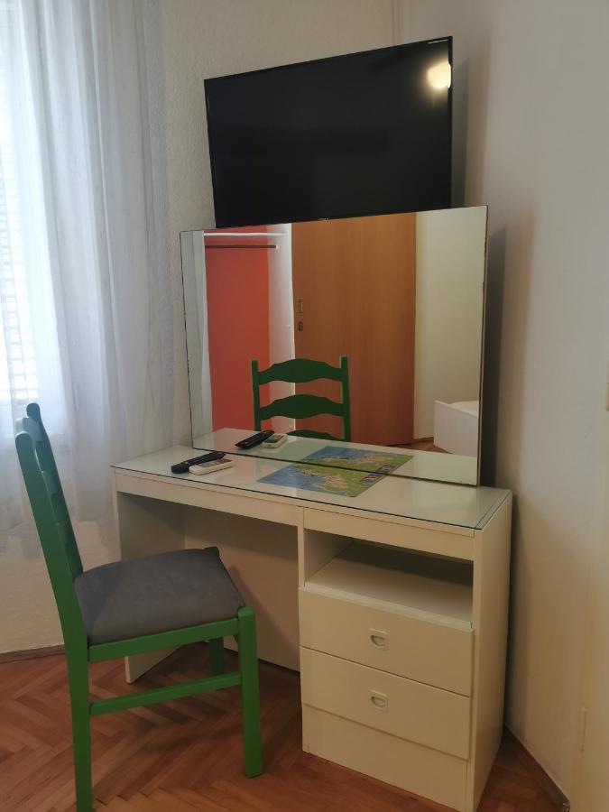 Apartman Tudor Kuzma Đảo Đảo Hvar Ngoại thất bức ảnh