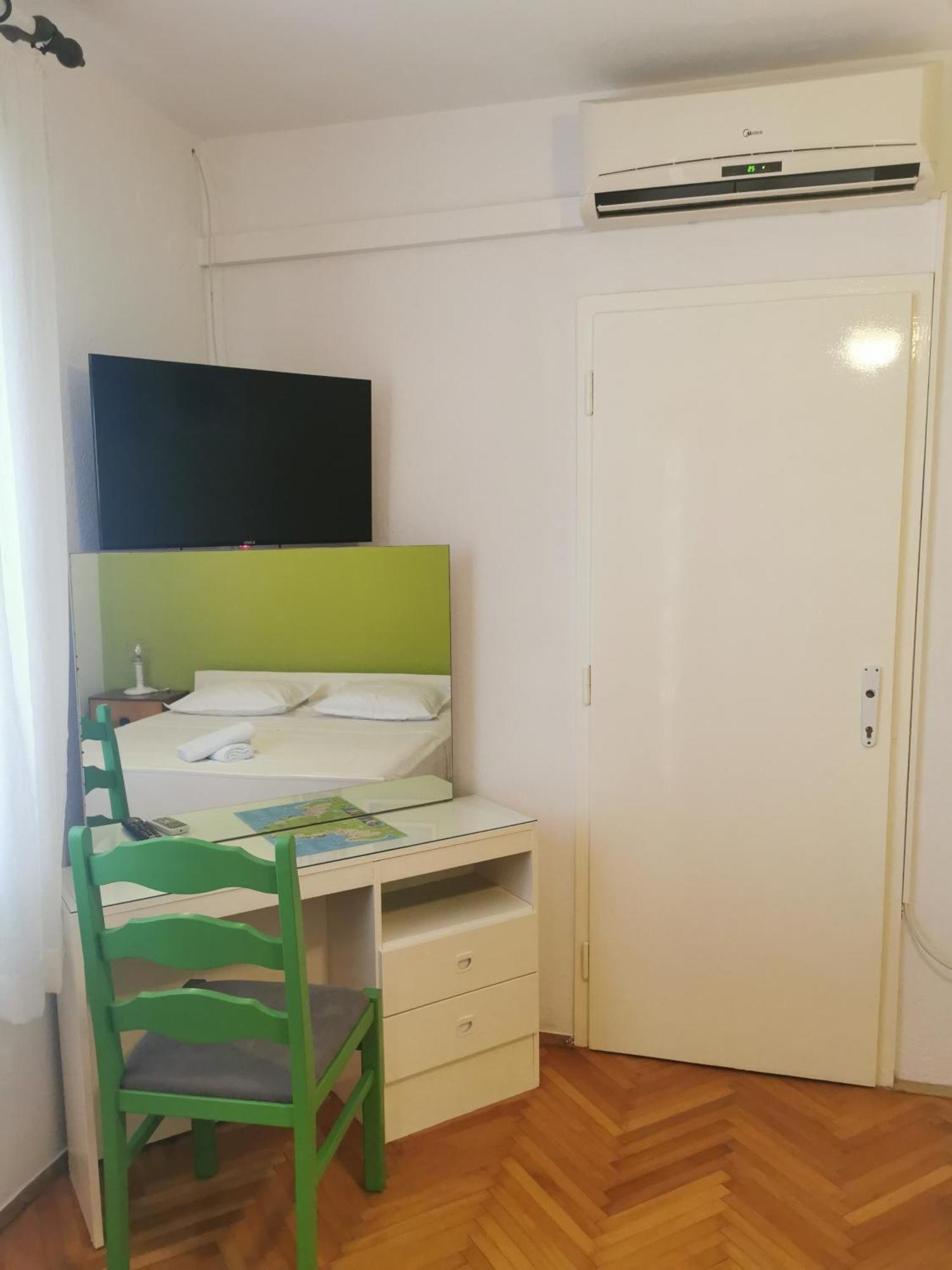 Apartman Tudor Kuzma Đảo Đảo Hvar Ngoại thất bức ảnh
