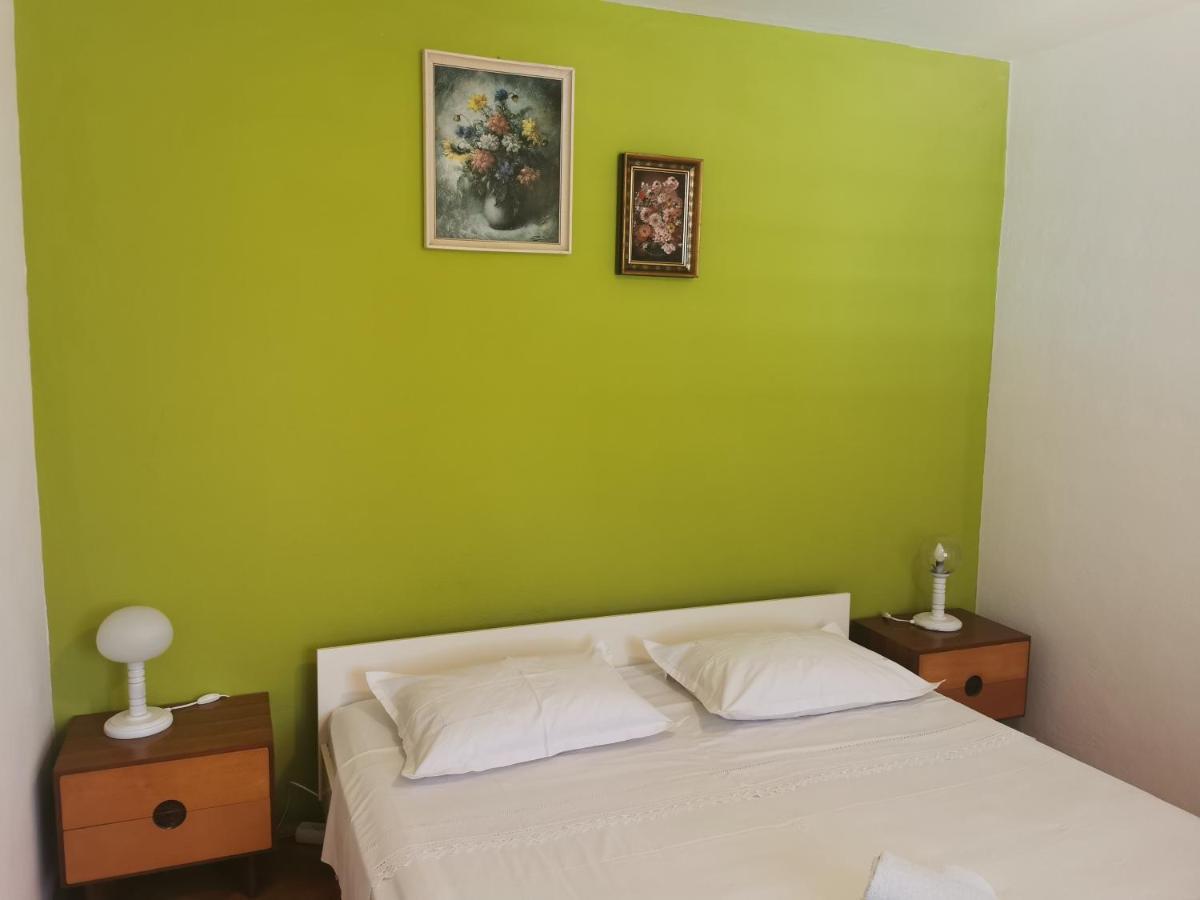 Apartman Tudor Kuzma Đảo Đảo Hvar Ngoại thất bức ảnh